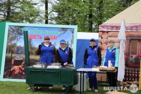 Тематическая площадка РСУП "Олекшицы" на районном празднике ко Дню Победы.