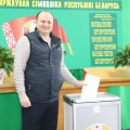 Дмитрий Сорокин, главный экономист РСУП «Олекшицы»: «Свой голос я отдал за сильную, красивую, процветающую и мирную Беларусь».