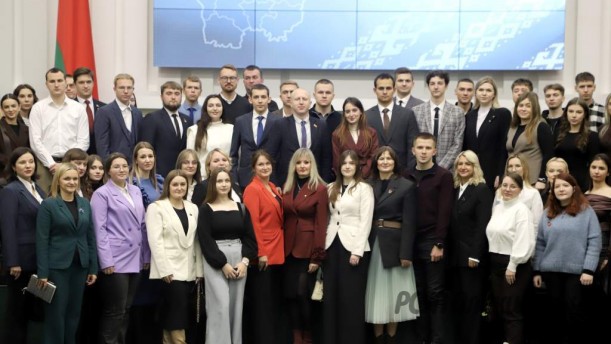 Агроном РСУП "Олекшицы" Шарафанович В.Д. участник областного форума сельской молодежи.