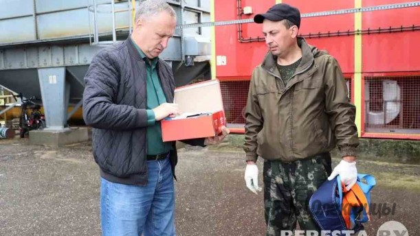 Мониторинг безопасности труда во время уборочной кампании прошел в РСУП "Олекшицы".