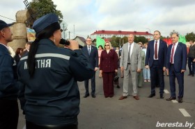 Губернатор Гродненской области Юрий Караев и почетные гости посетили Олекшицкое подворье