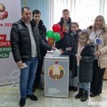 Семья Носко из аг.Макаровцы принимает участие в акции «Всей семьей на выборы».
