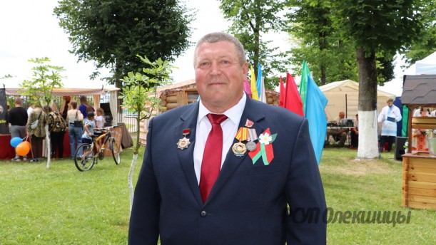 Директор РСУП «Олекшицы» Валерий Павлюкевич: «Определять судьбу страны мы должны вместе».